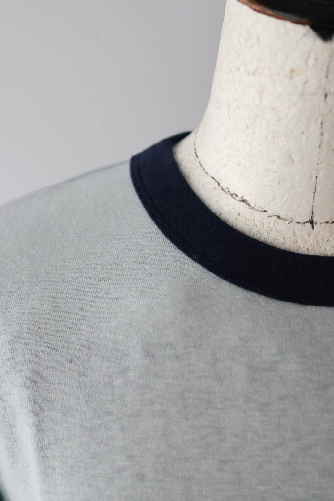 fifi collection "Trim L/S tee" (ice blue)