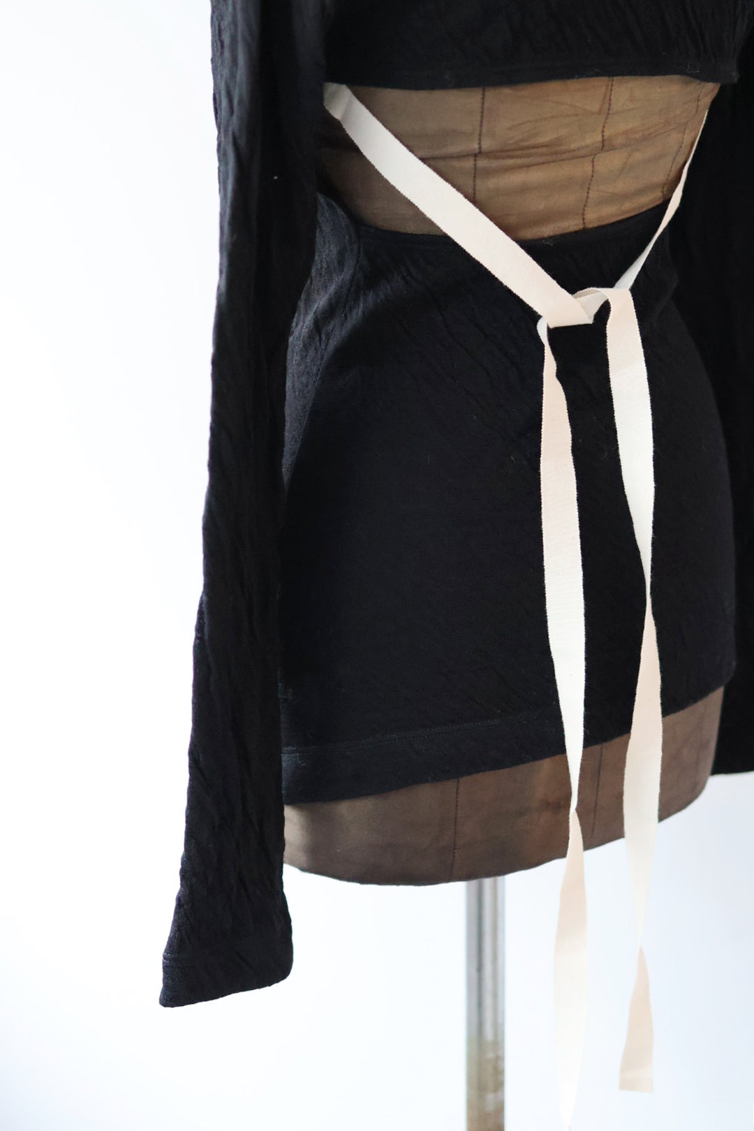 TANAKA "High-Neck Jersey Top" (black)
