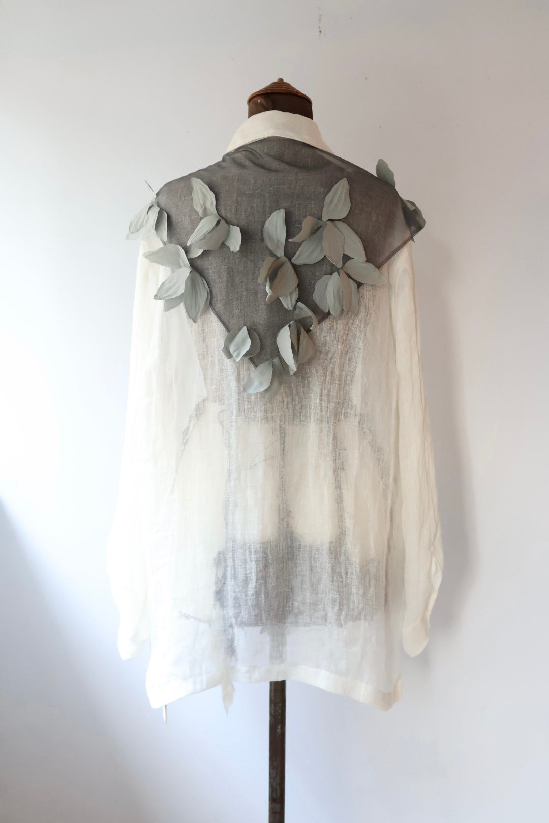 【新品未使用タグ付】marge tulle floral sheer scarf exclusive item】MARGE 
