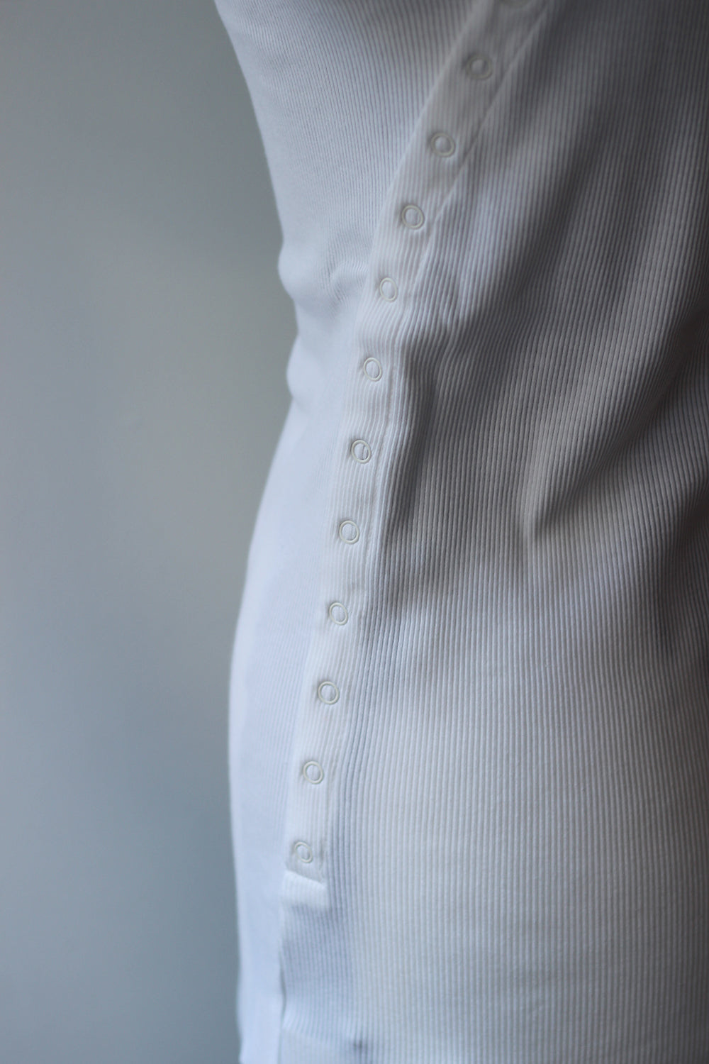 JUN MIKAMI "turtleneck long sleeve cut sew" (white)