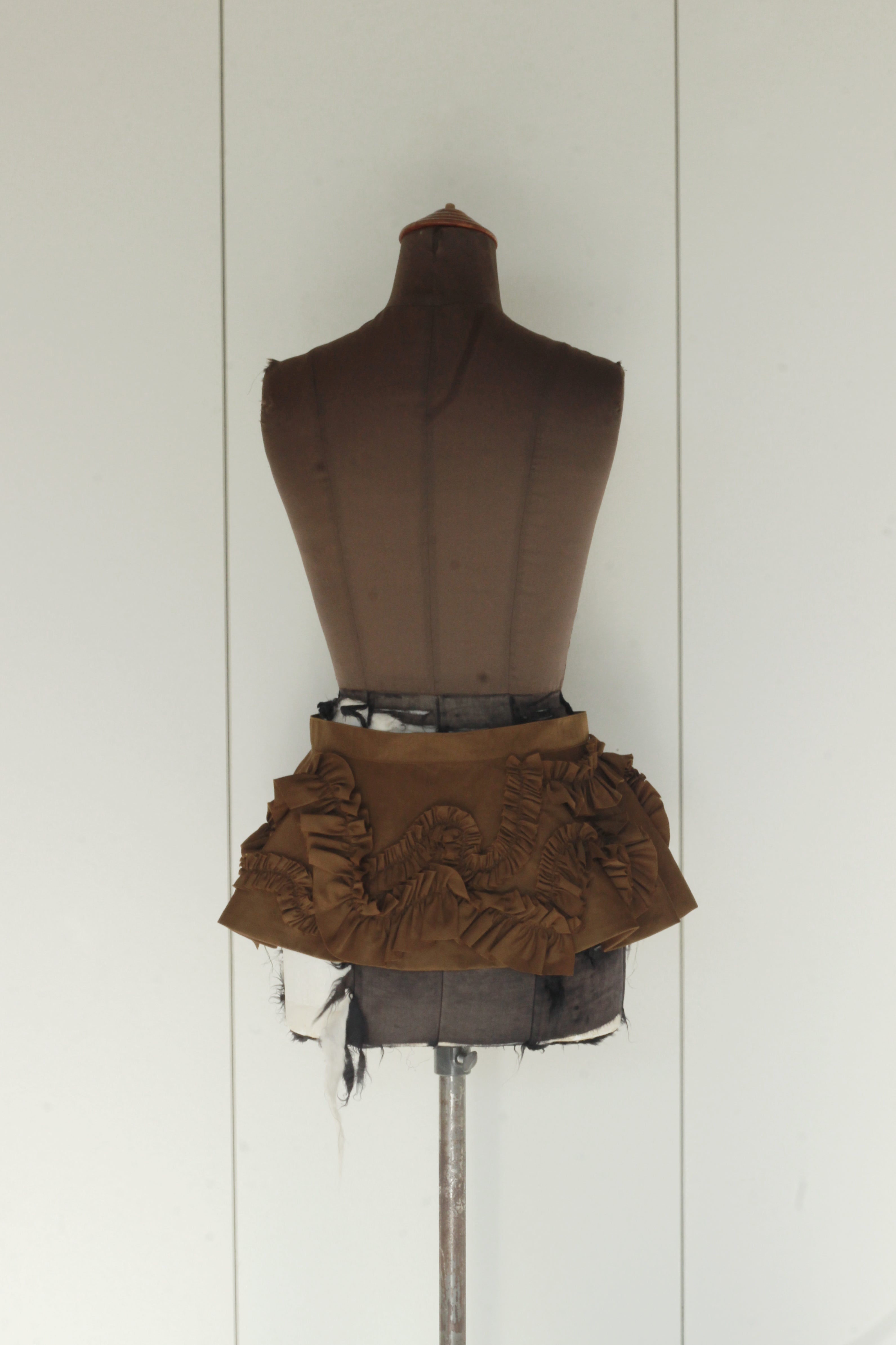 MARGE "taffeta frill detail belt" (camel)