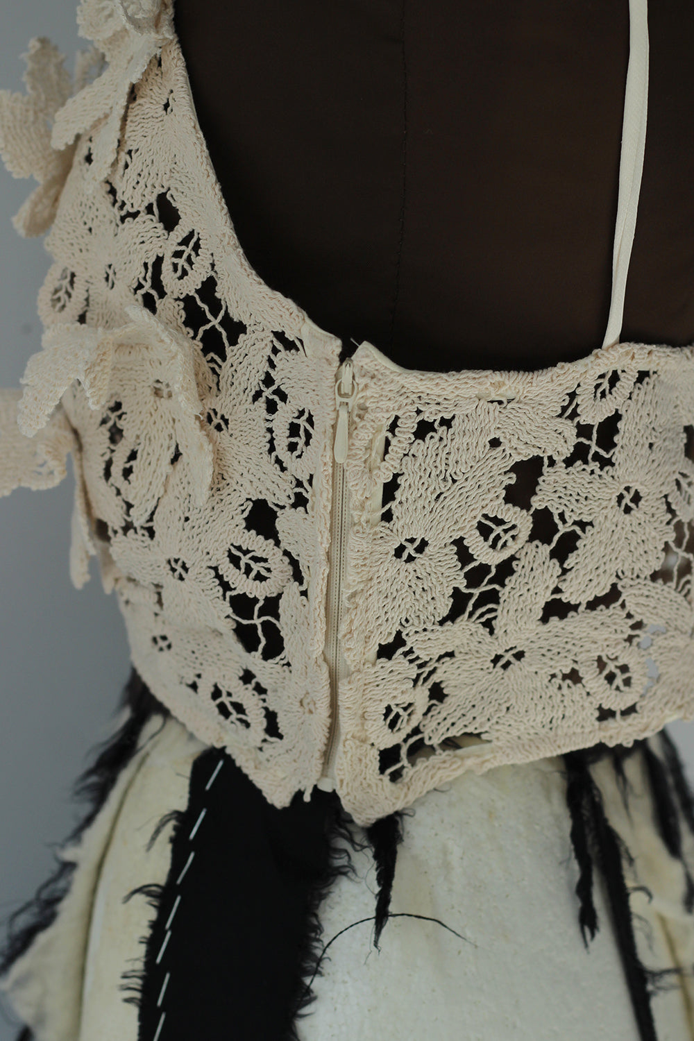 MARGE "floral lace cropped bustier" (ivory)