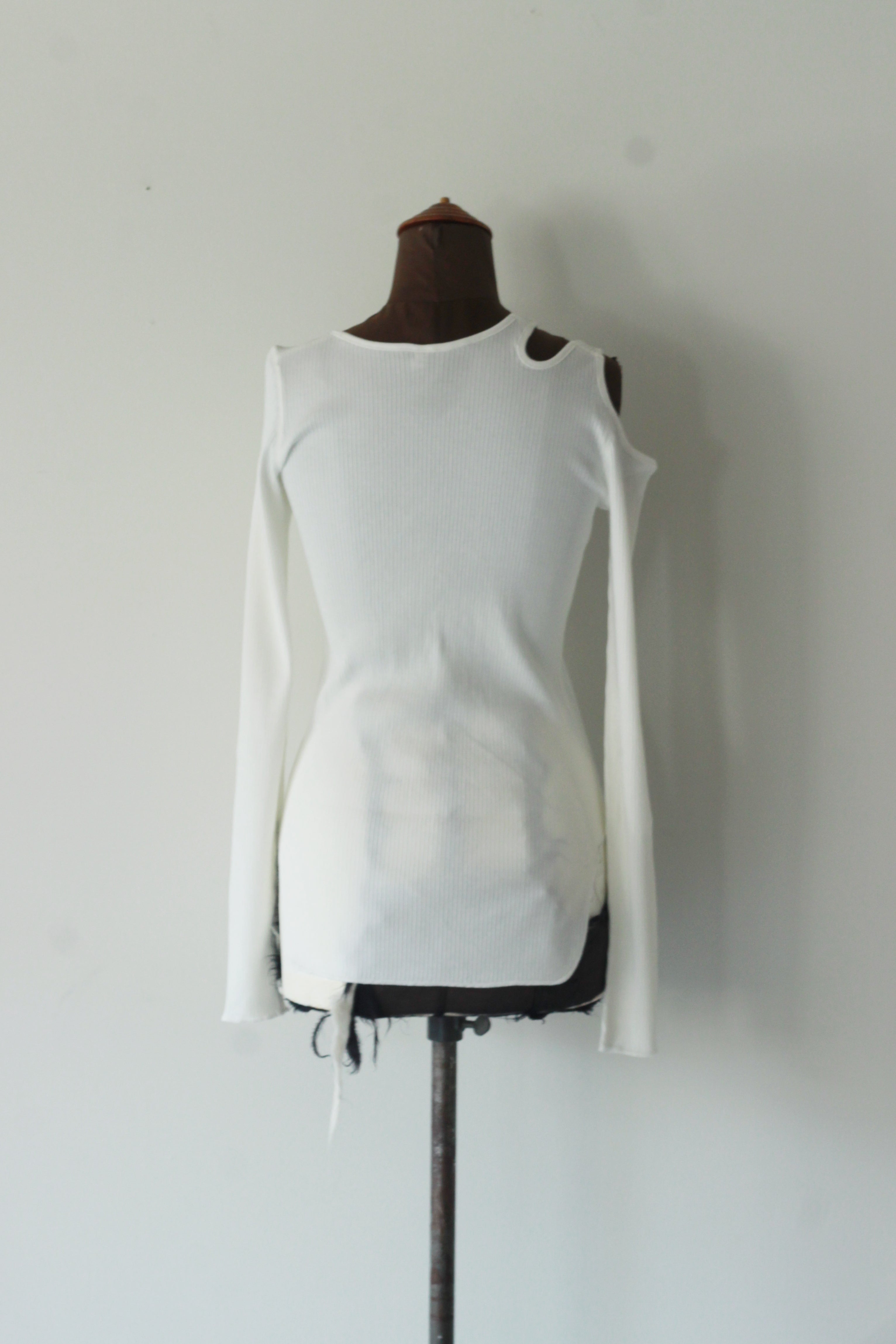 HAKUJI "Organic cotton shoulder hole LS" (white)