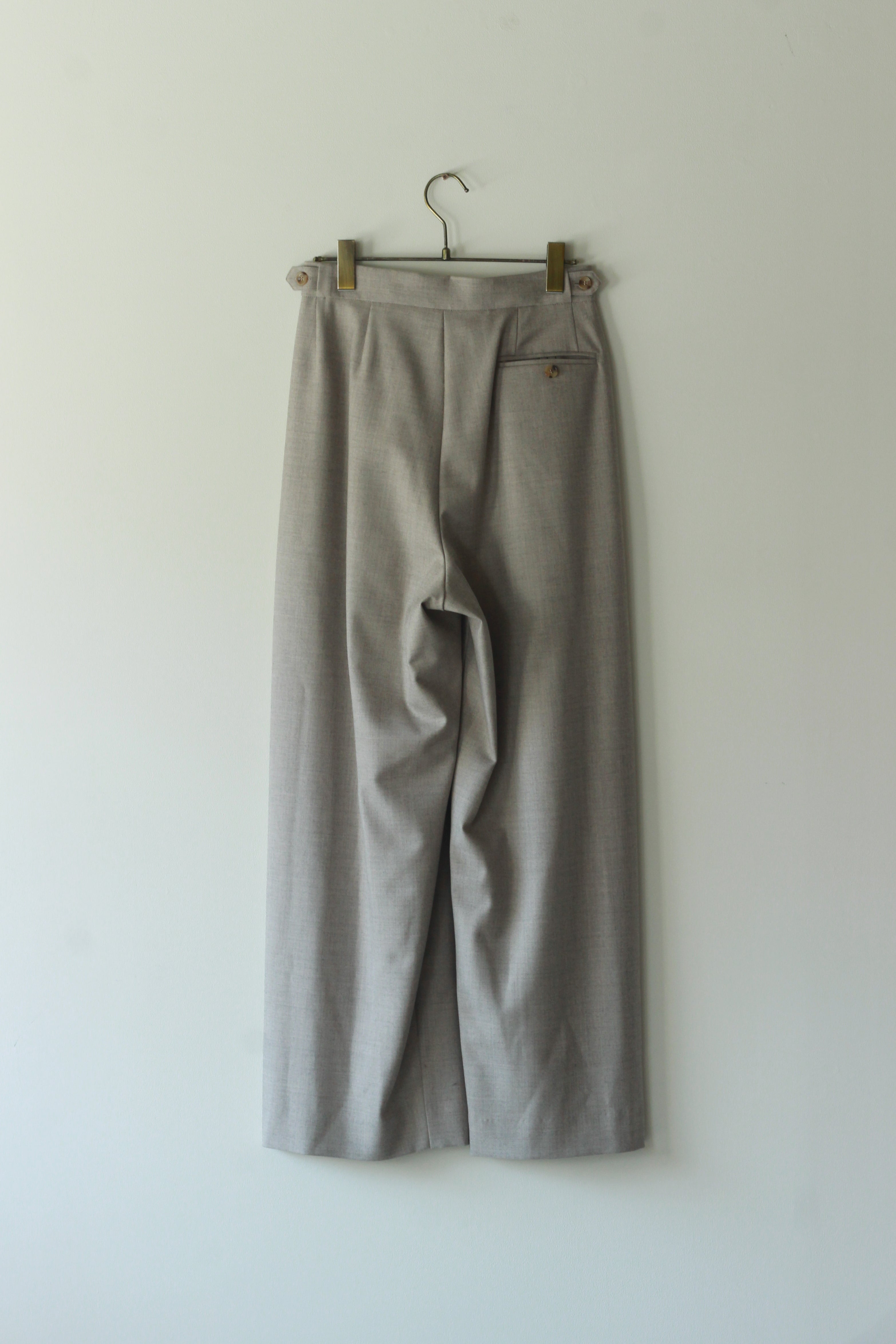 VILLD "wool tuck pants" (sand beige)