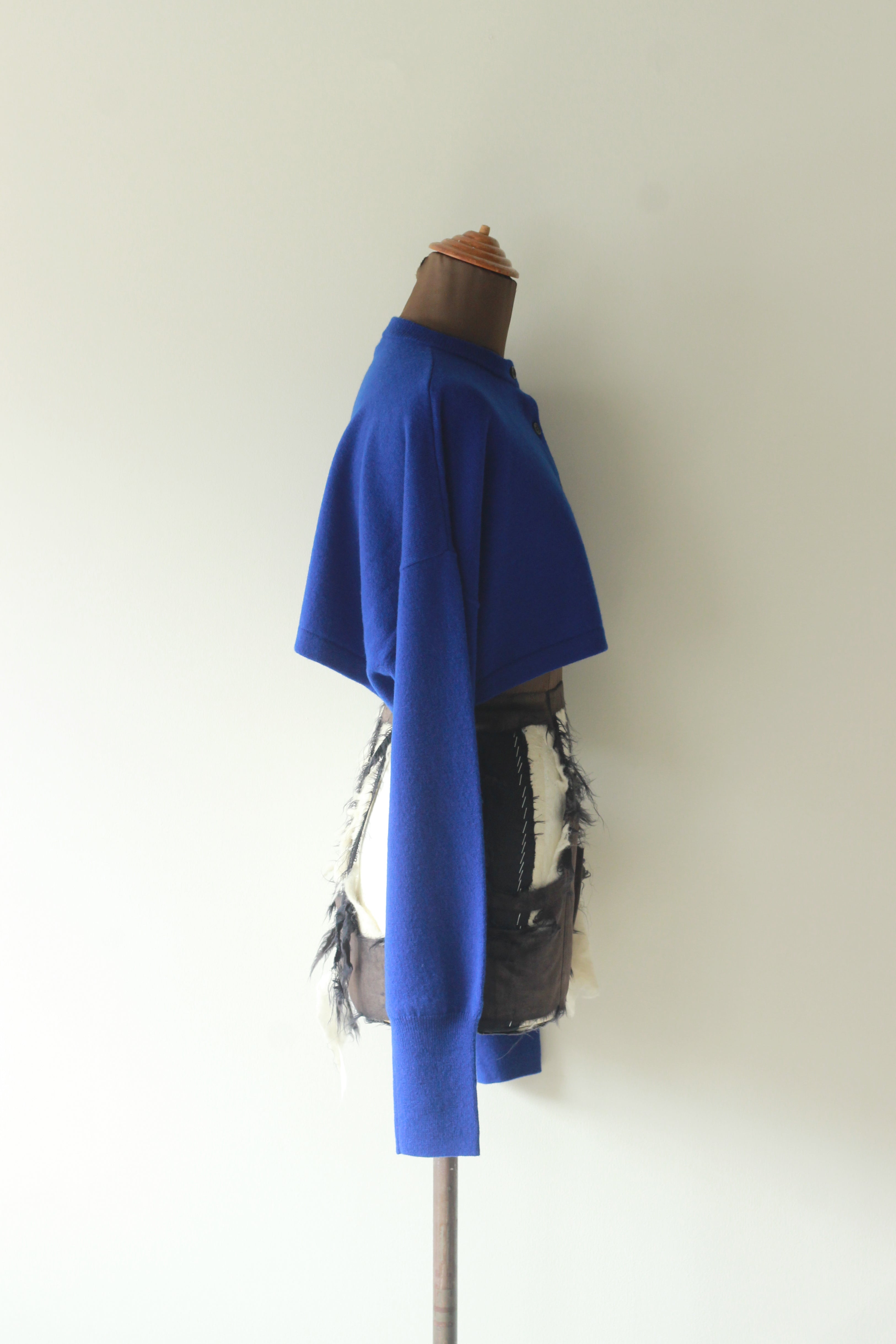 VILLD "wool short cardigan" (blue)