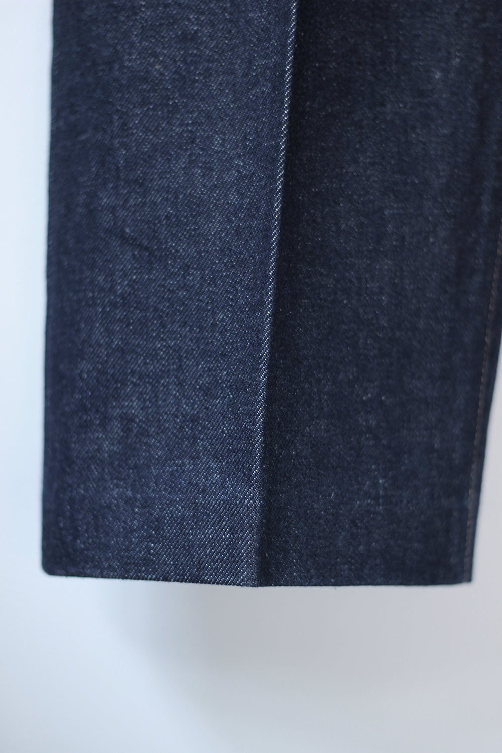 TANAKA "THE JEAN TROUSERS (indigo blue)