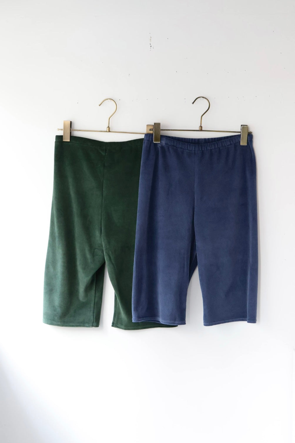 fifi collection ”velour biker pants” (blue/ green) – lillt-store