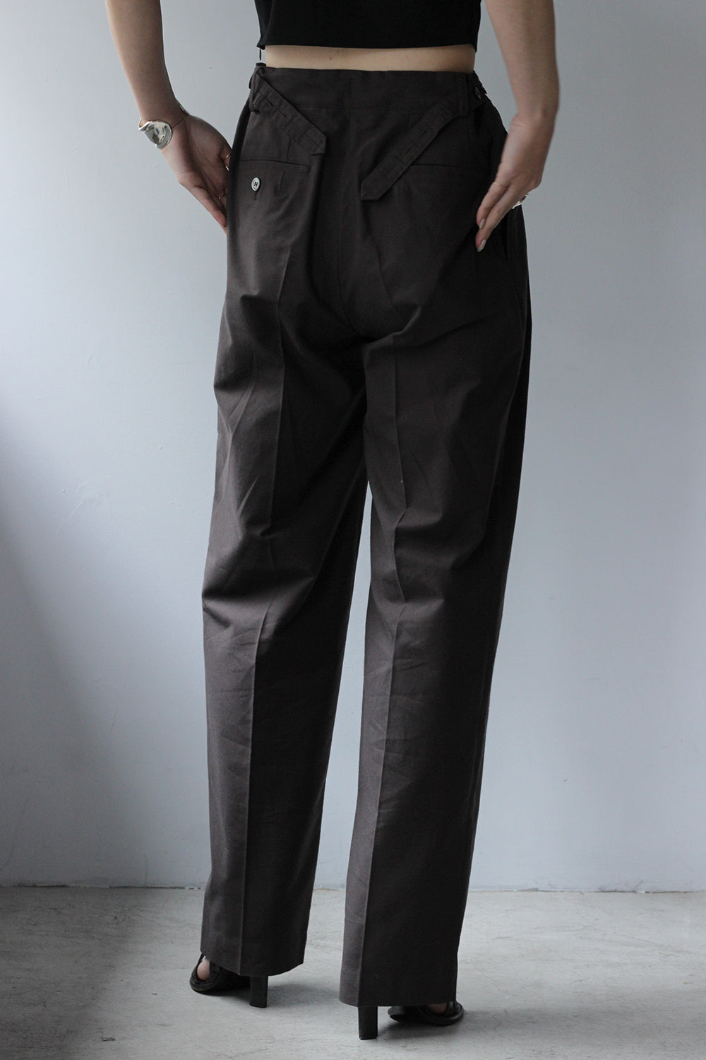 JUN MIKAMI "ORG oxford slacks" (brown)