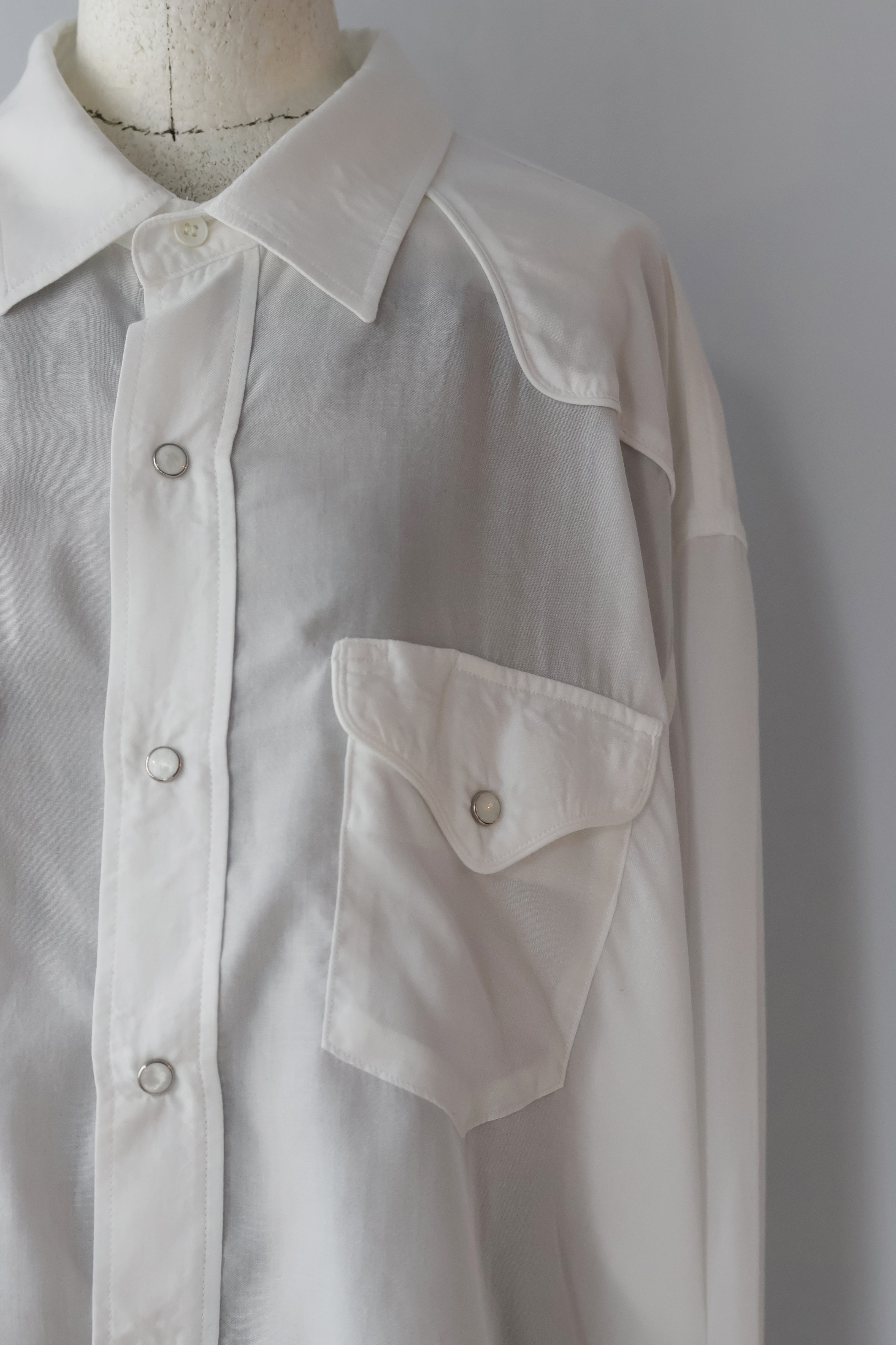UNUSED "Western shirt" (white)