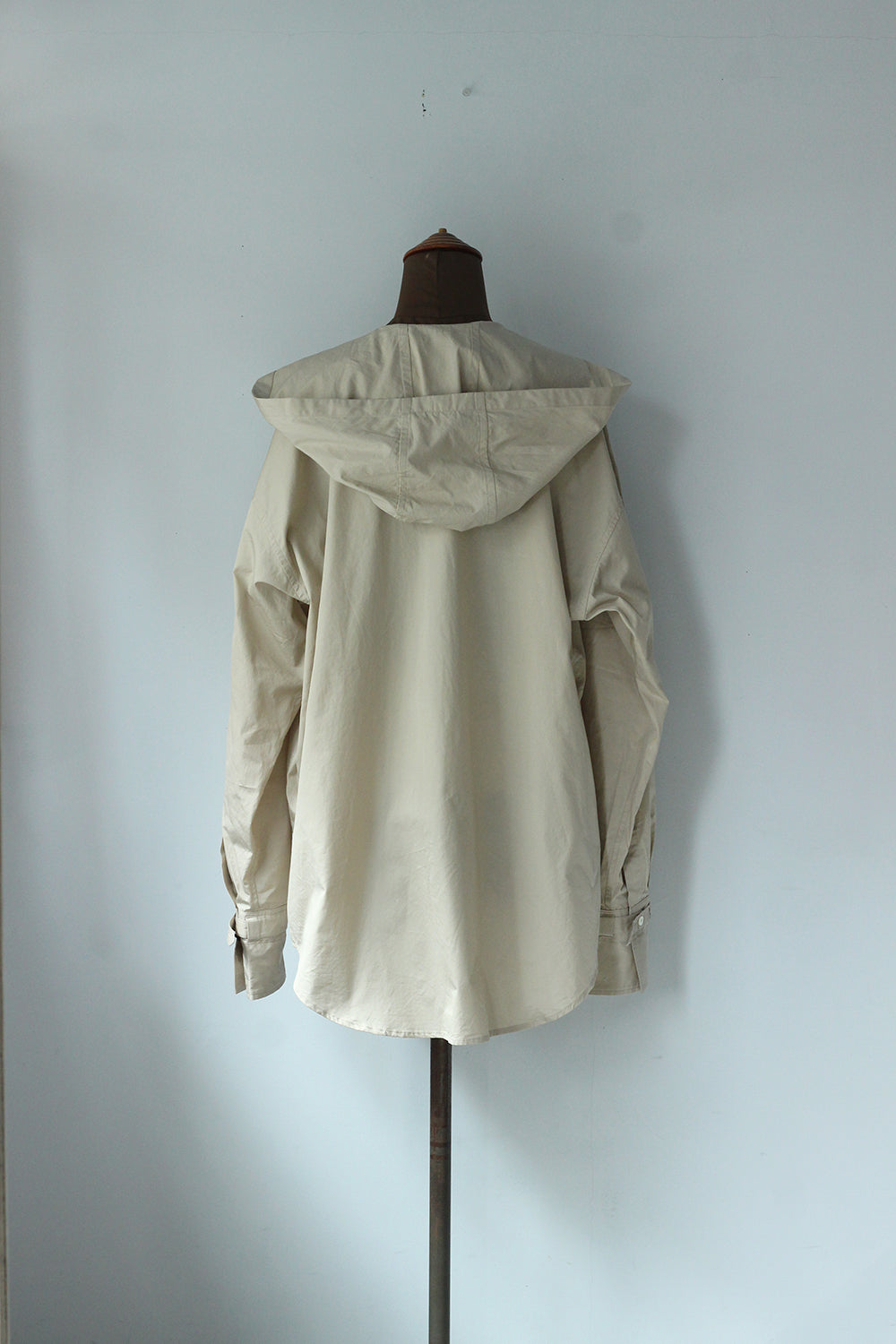 JUN MIKAMI "ORG broad hood" (beige)