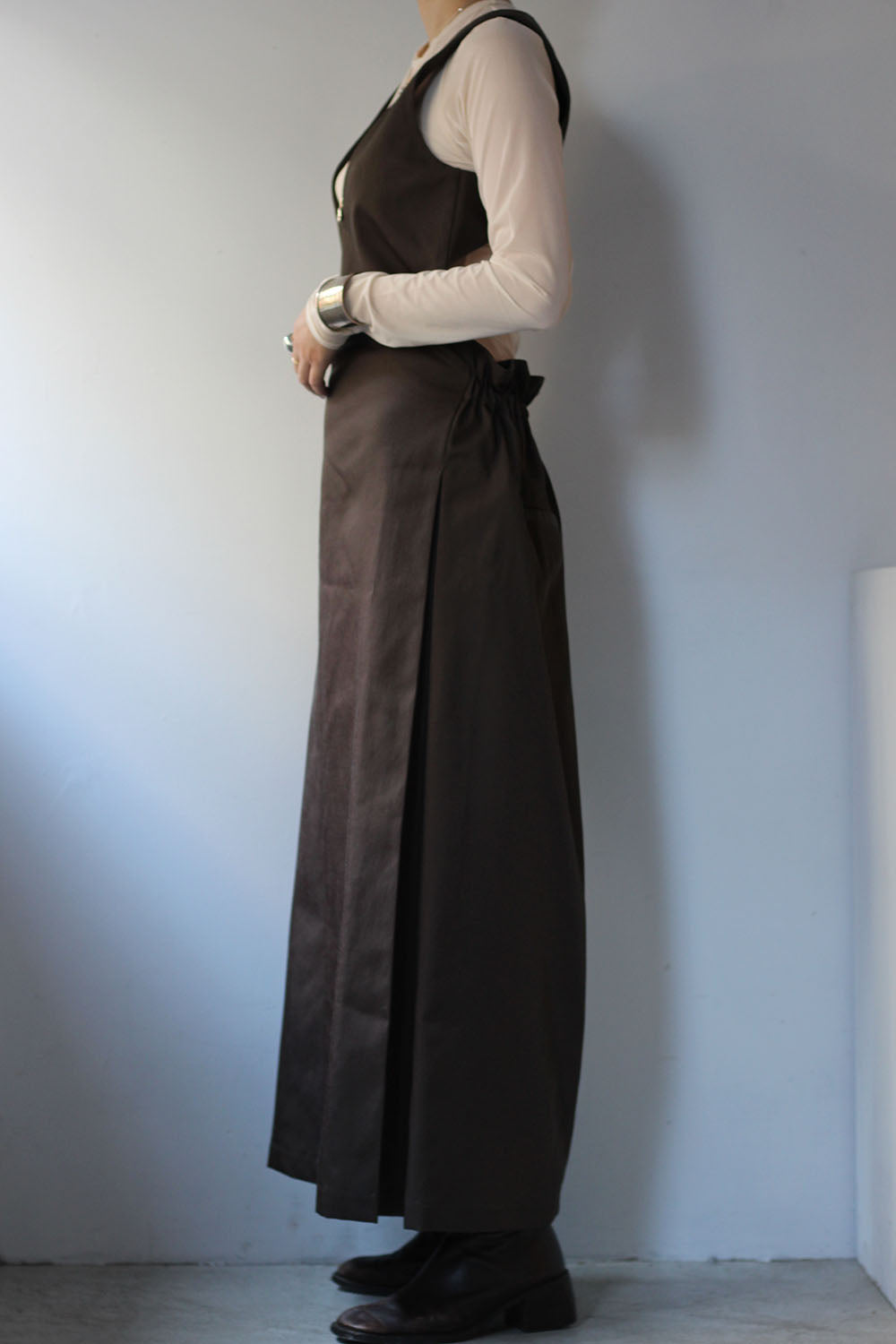 JUN MIKAMI "nylon wool  one piece" (dark brown)