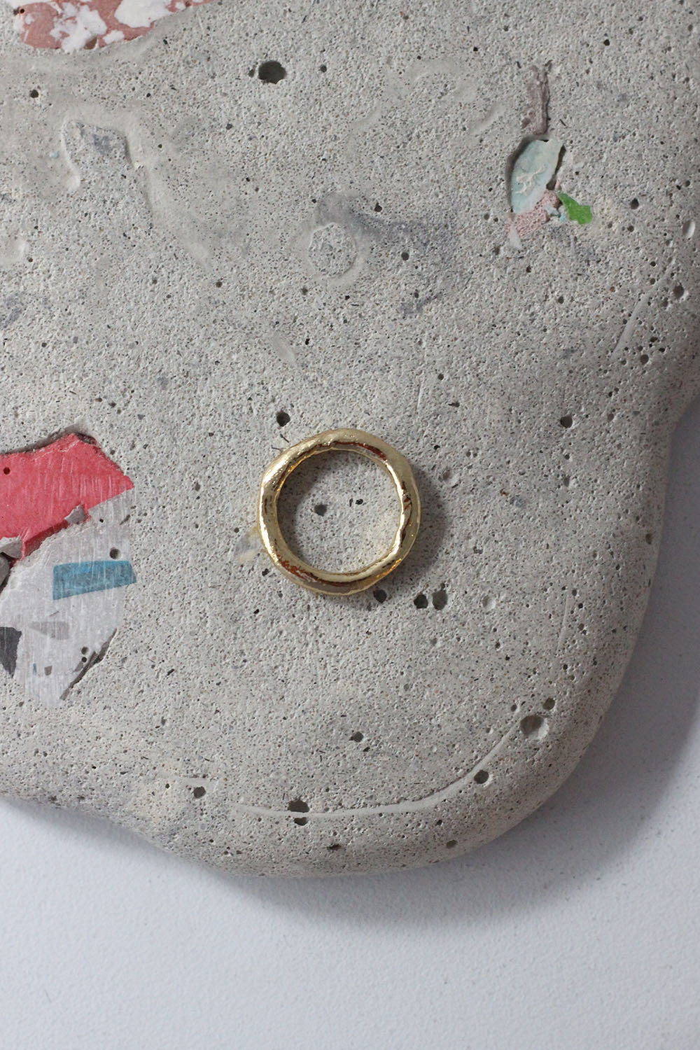 LE MOON "circle ring" (gold)