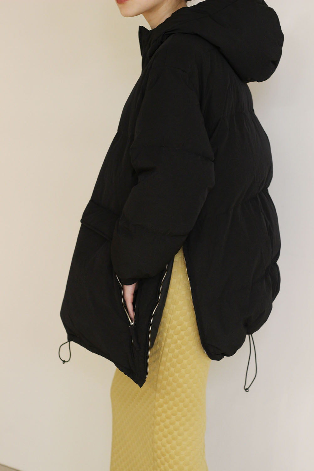 WRYHT "ANORAK PUFF MITTEN JACKET" (black)