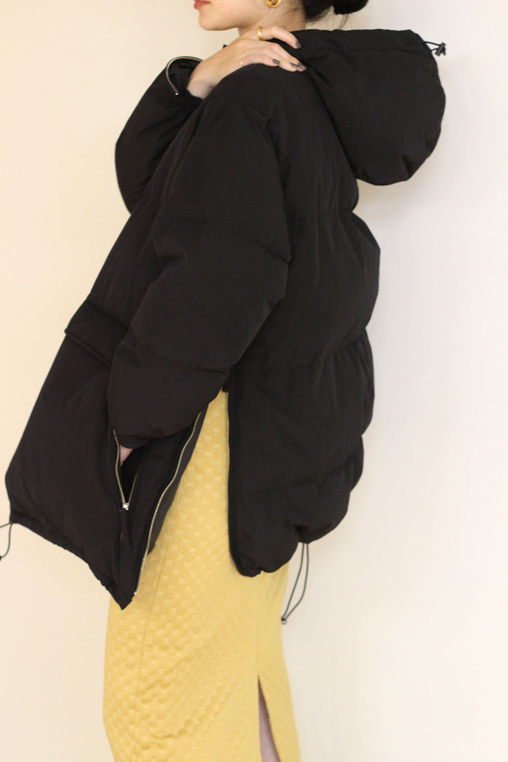 WRYHT "ANORAK PUFF MITTEN JACKET" (black)