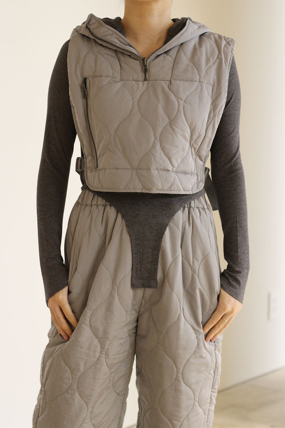 TW "Quilt Vest" (gray)