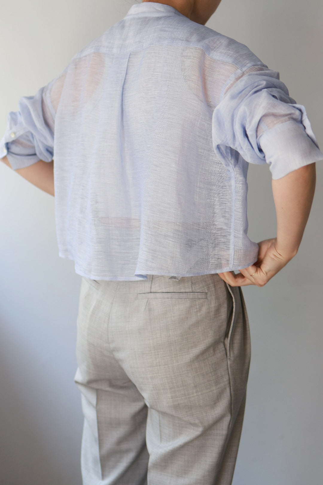 VILLD "Cropped wide shirt" (blue)