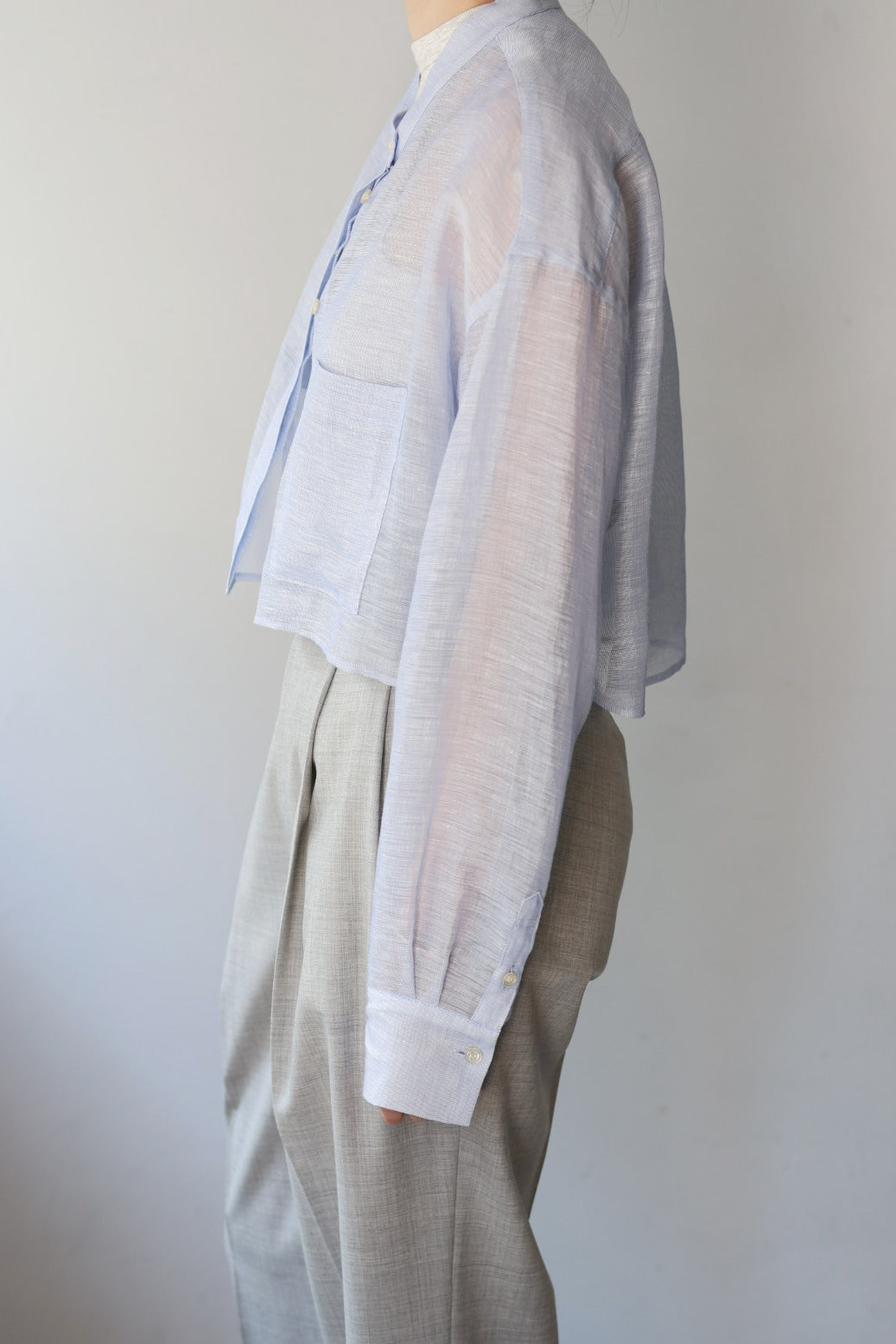 VILLD "Cropped wide shirt" (blue)