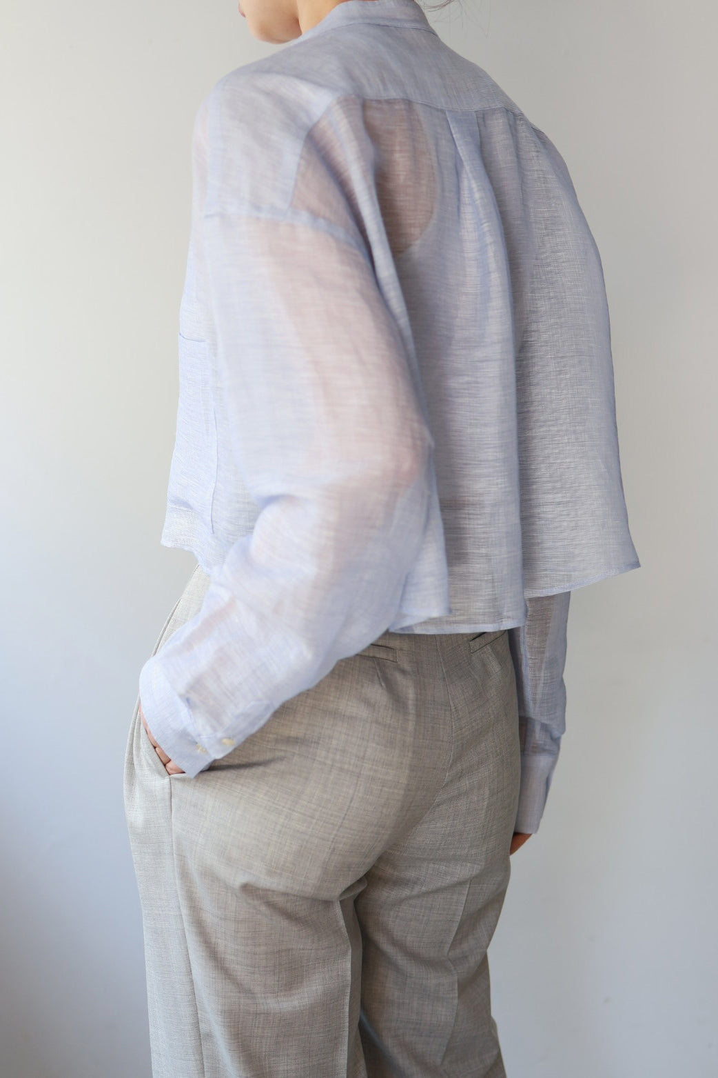 VILLD "Cropped wide shirt" (blue)