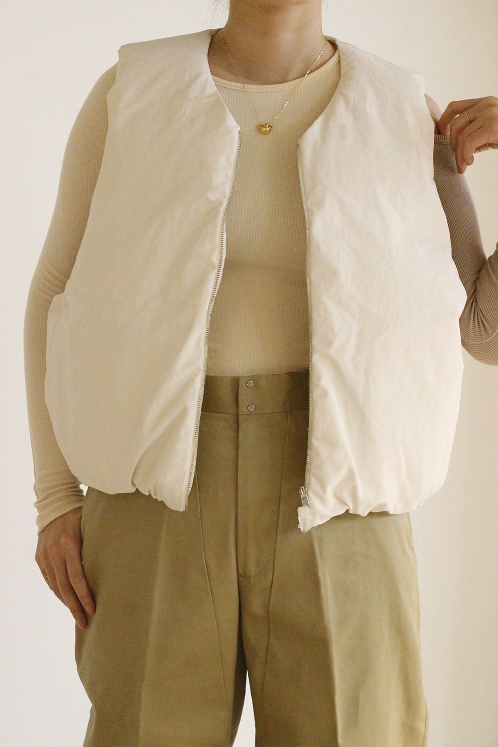 TANAKA "The down vest" (white)