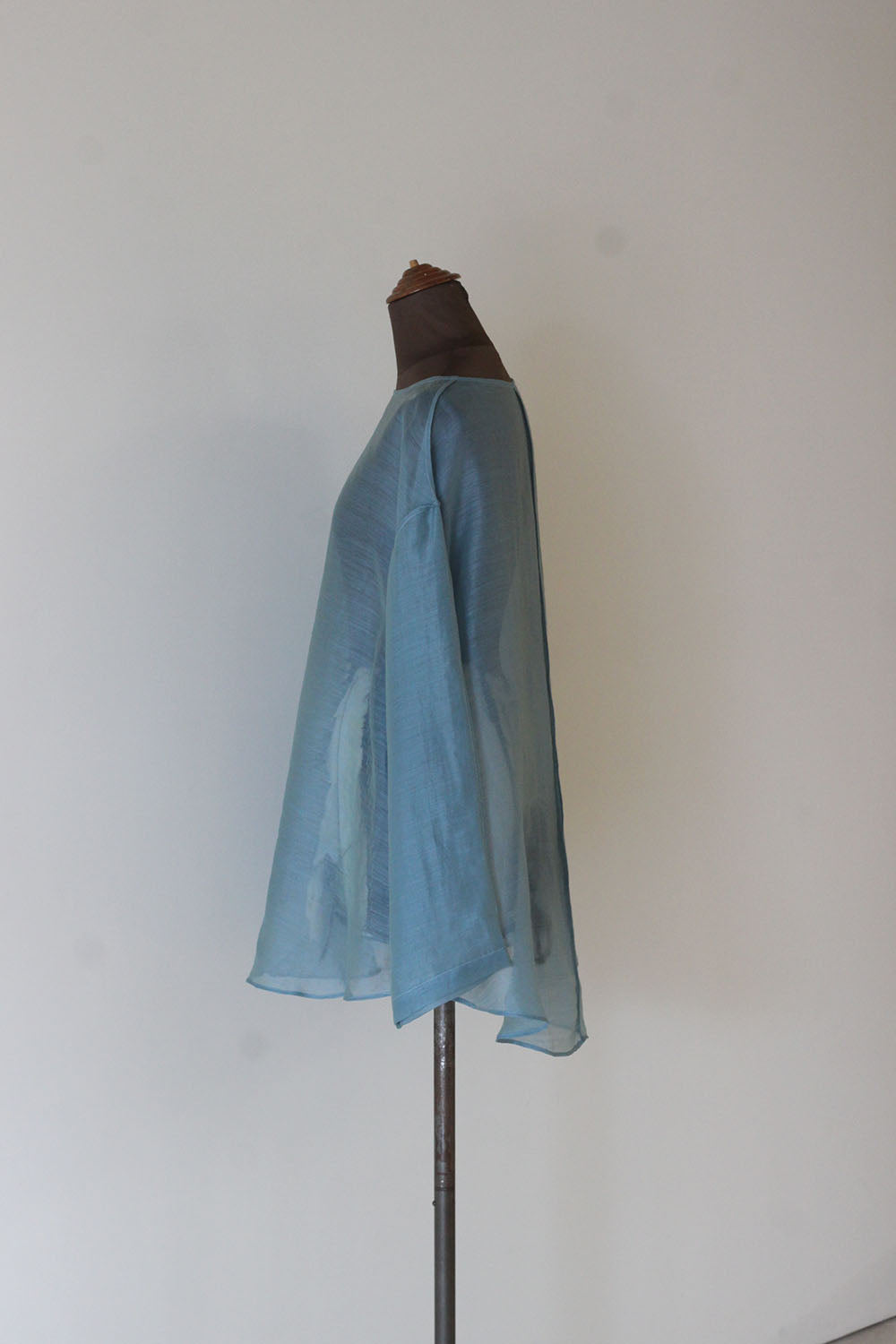 ERiKO KATORi "chanbray organdy top" (blue)