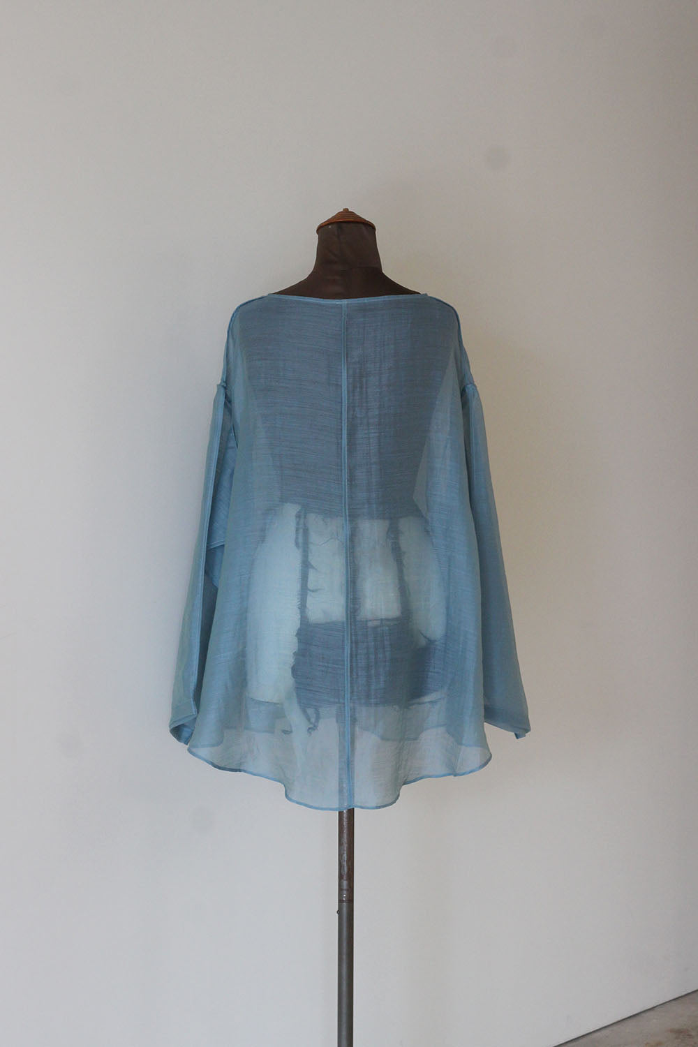 ERiKO KATORi "chanbray organdy top" (blue)