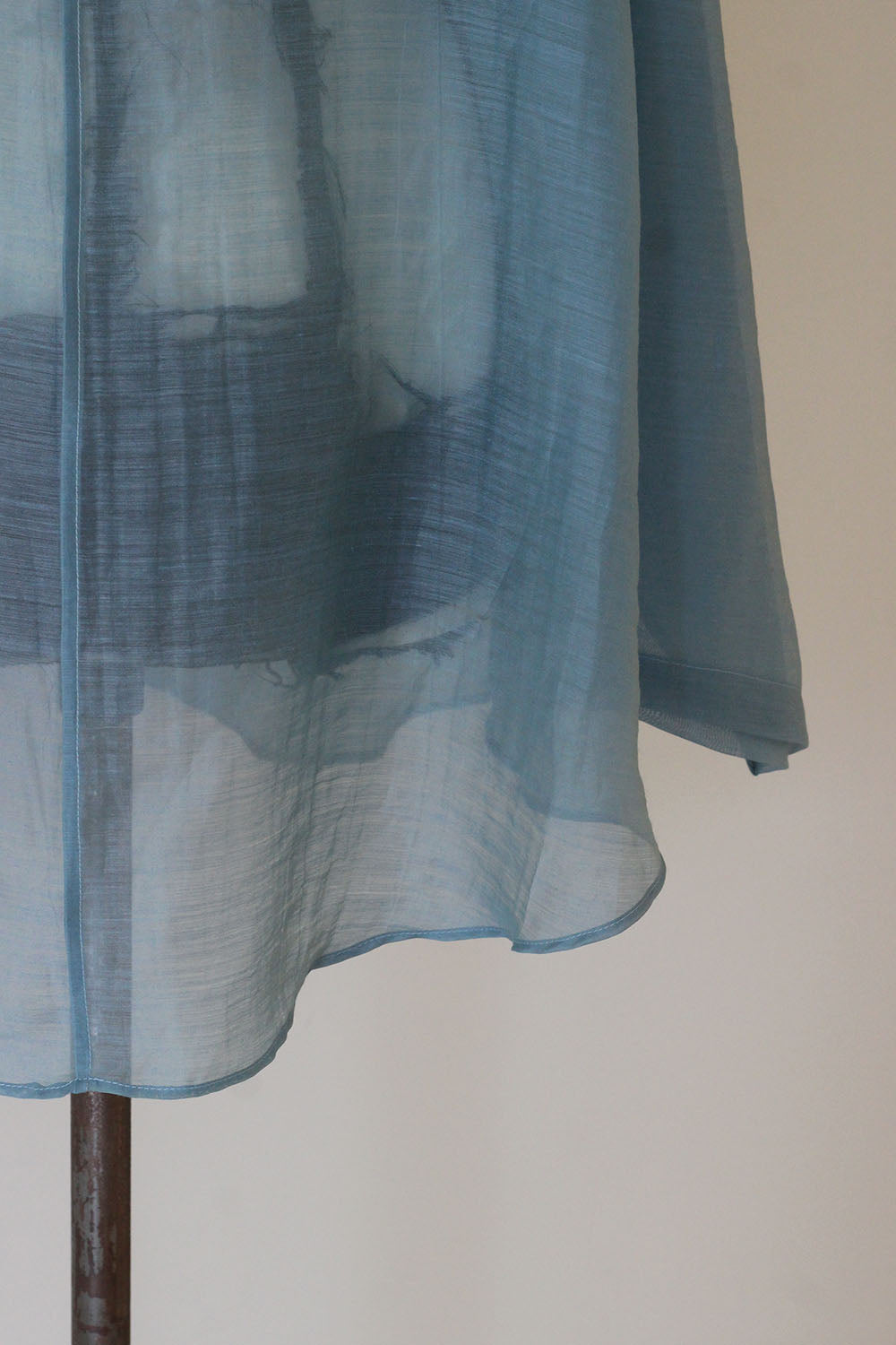 ERiKO KATORi "chanbray organdy top" (blue)