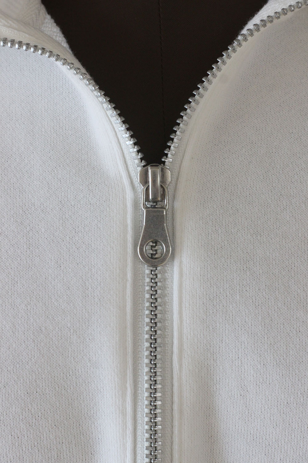 JUN MIKAMI "half zip pullover" (white)