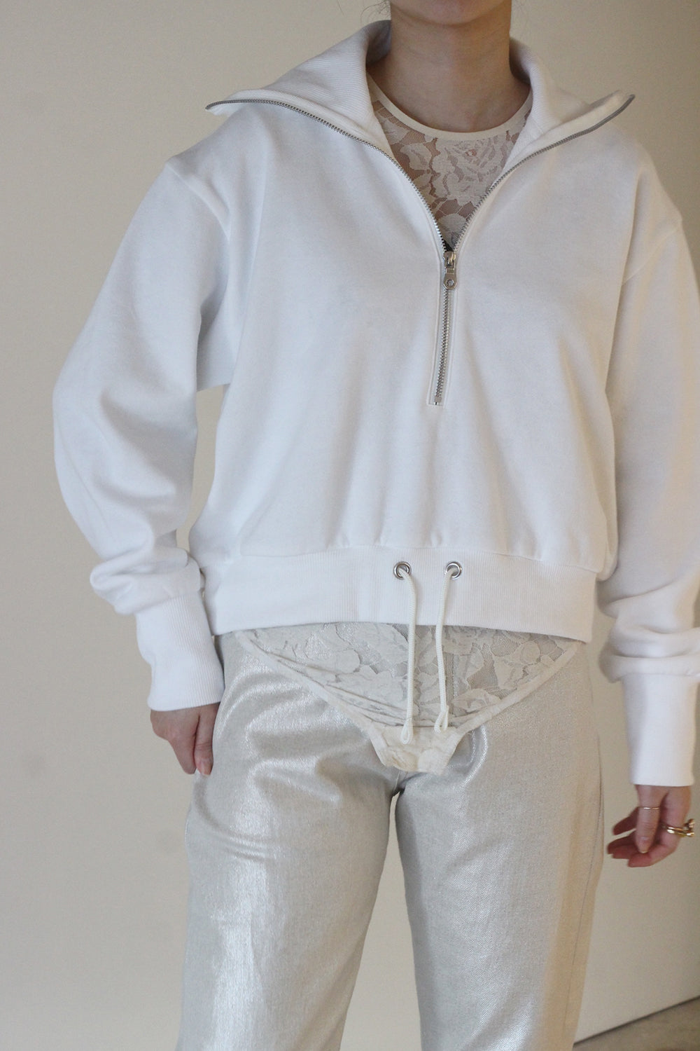 JUN MIKAMI "half zip pullover" (white)