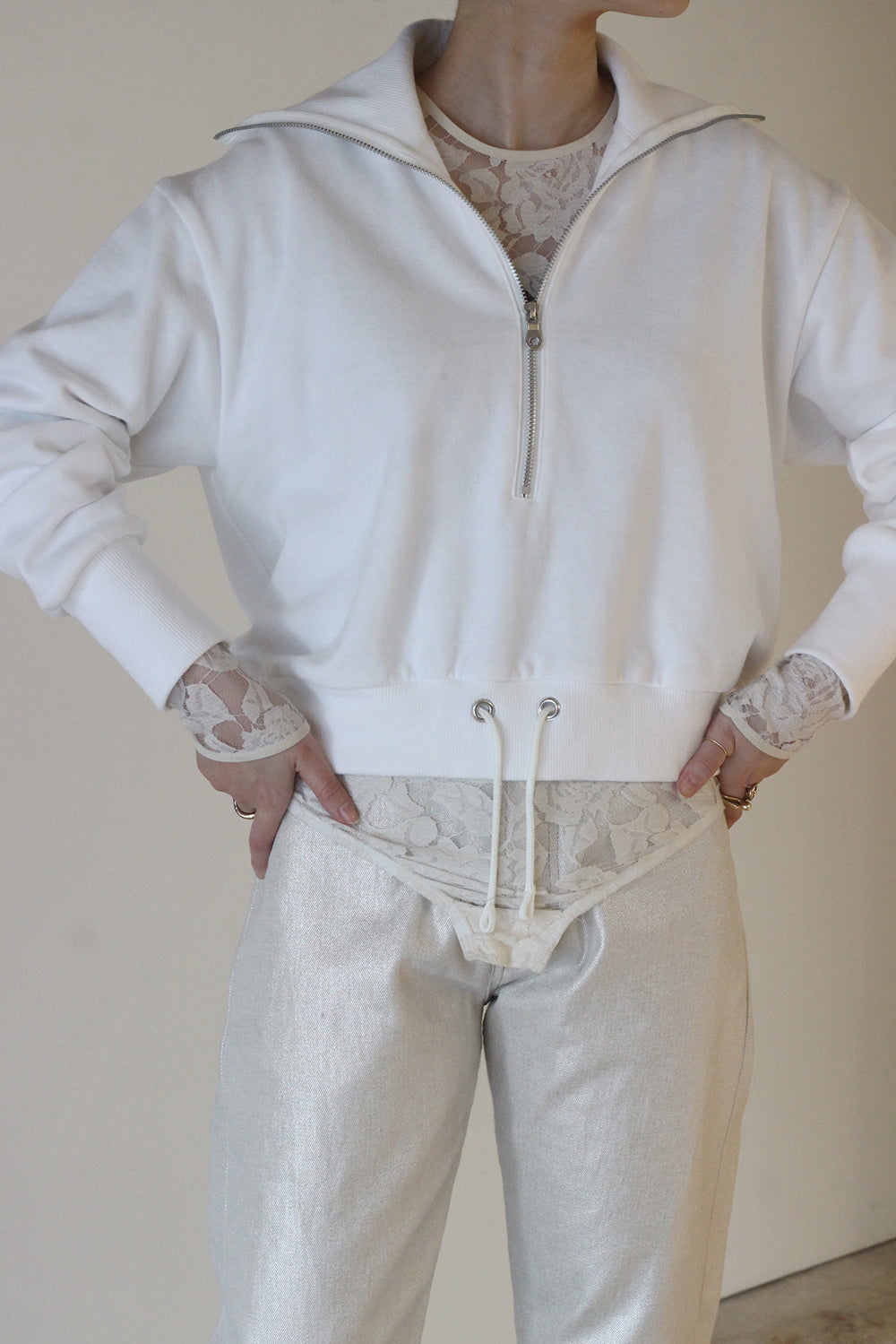 JUN MIKAMI "half zip pullover" (white)