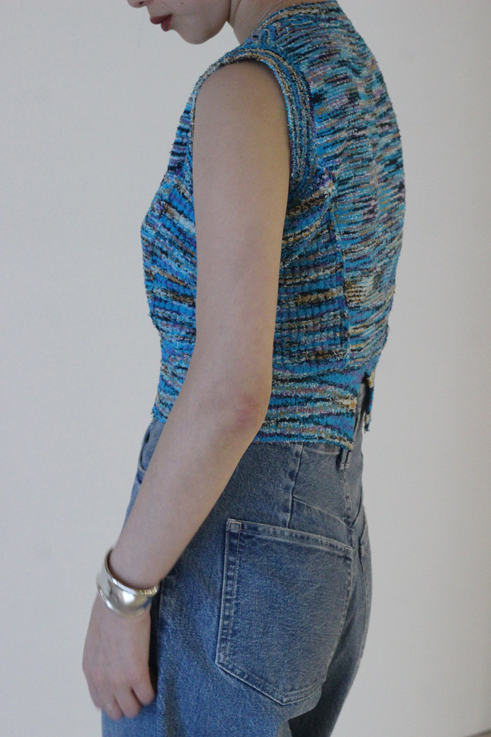 JUN MIKAMI "confetti yarn vest" (turquoise)