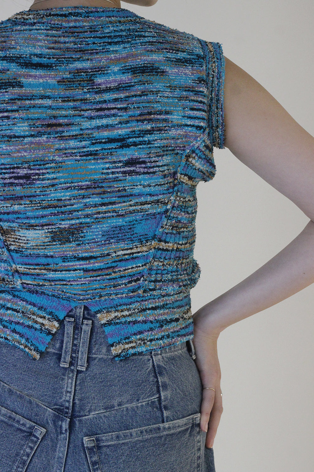 JUN MIKAMI "confetti yarn vest" (turquoise)