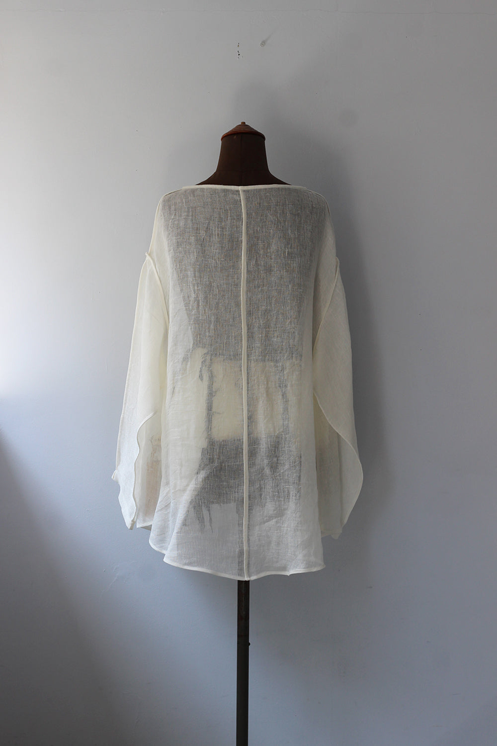 ERiKOKATORi "linen gauze top" (white)