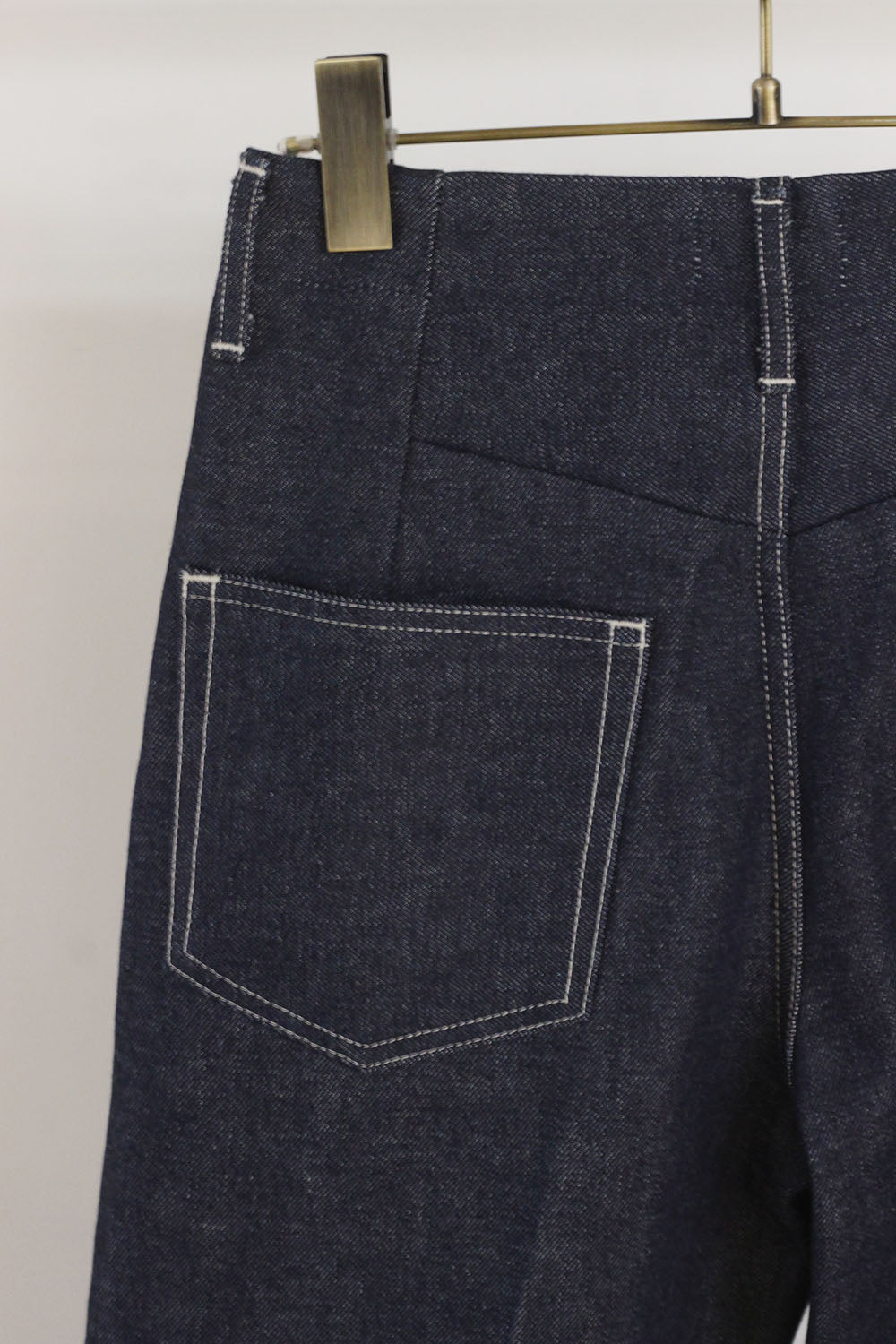 TANAKA "The Jean Trousers" (indigo blue)