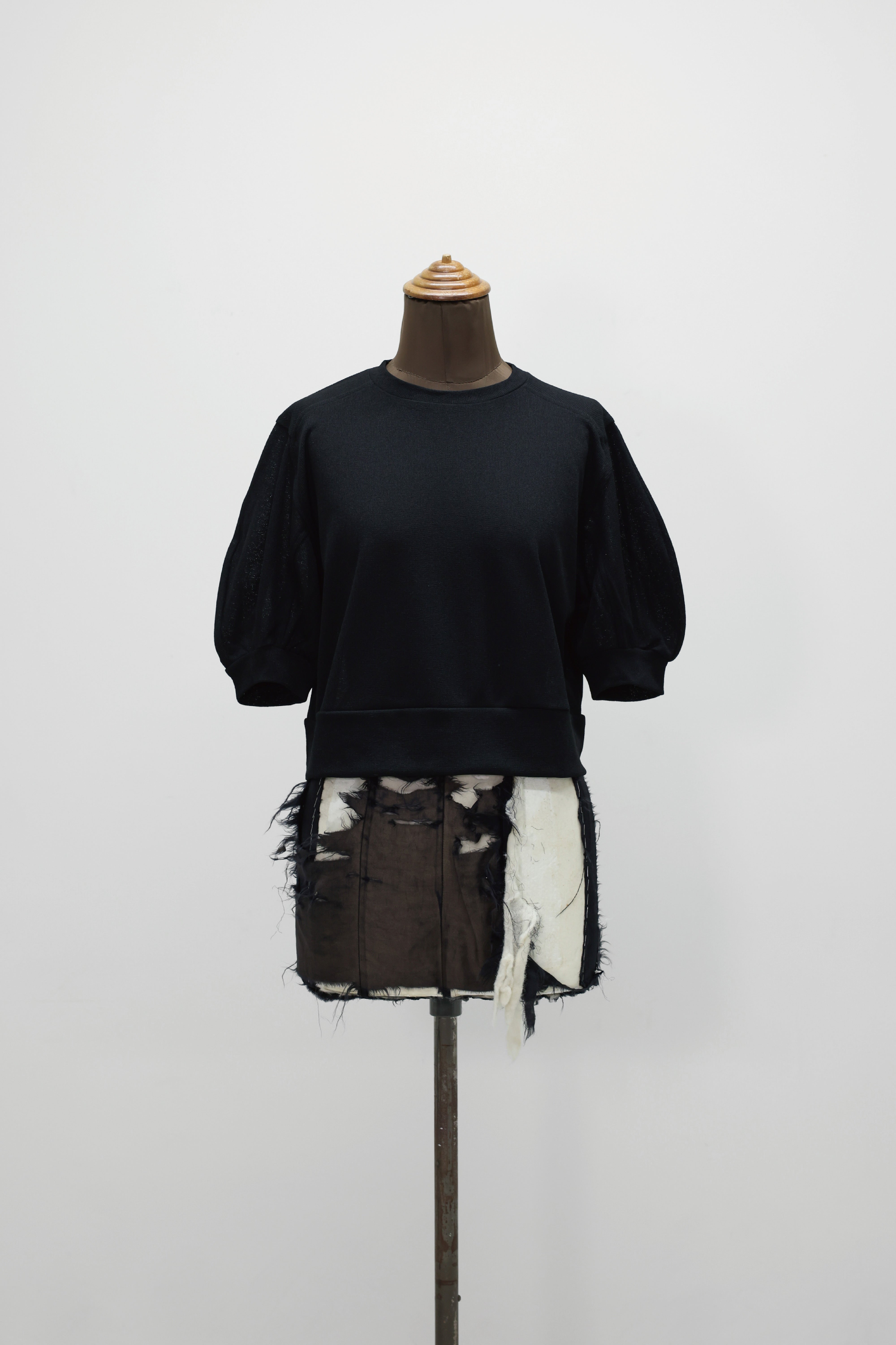 NEPLA "puff sleeve T" (black)
