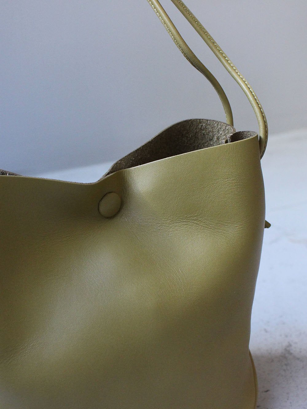 MARROW “ Leather Mini Cradle (uguisu) ”