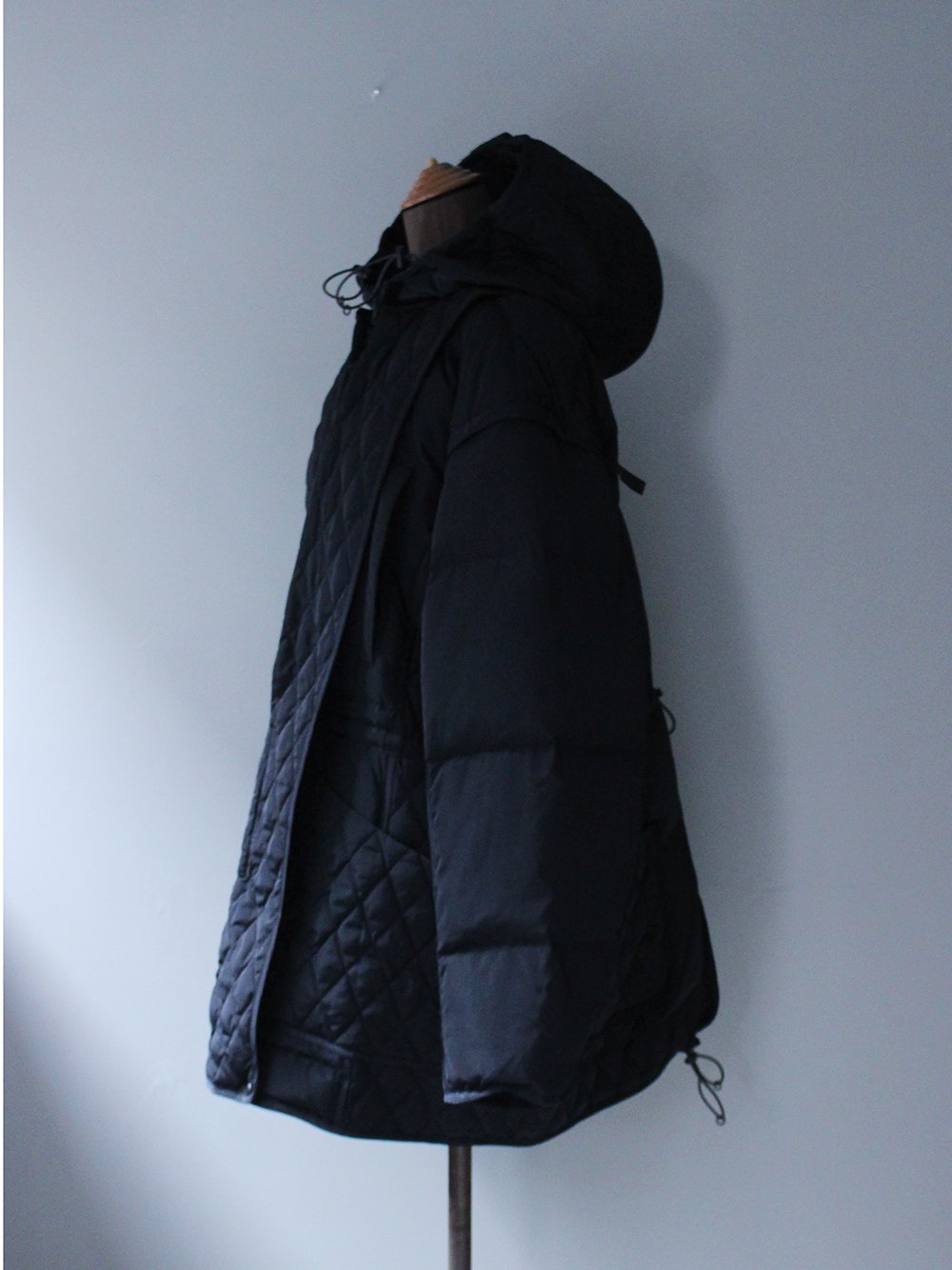 JUN MIKAMI × WILD THINGS “down jacket (別注color/ black) "