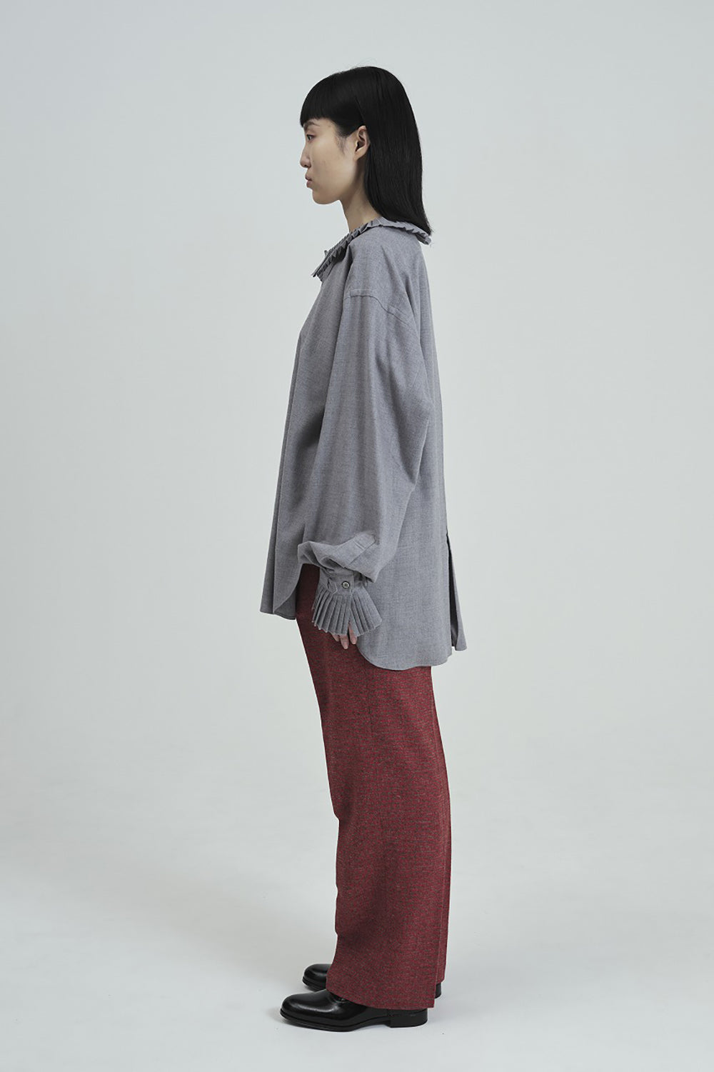 JUN MIAKMI “pleated collar wool blend shirt“ (gray)