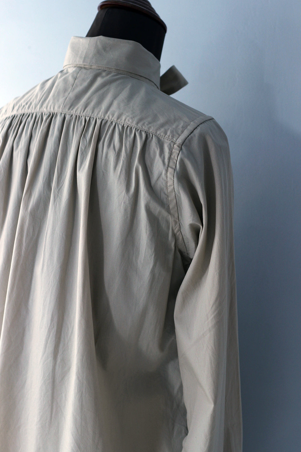 Needles "Ascot collar EDW shirt – cotton Broadcloth" (beige)