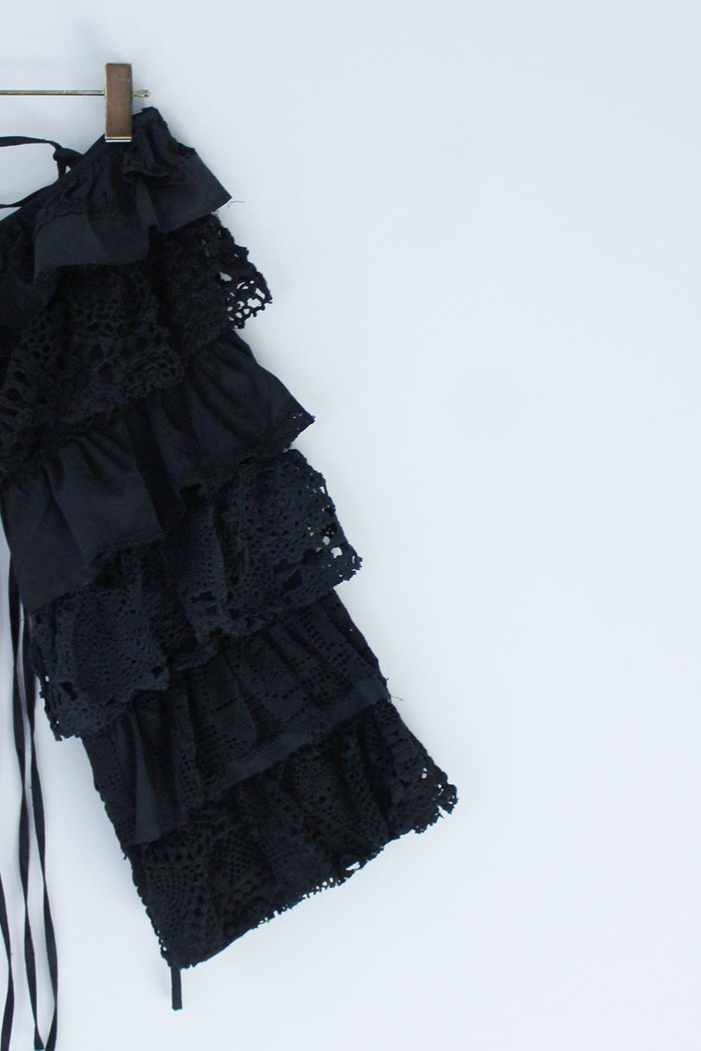 MALION vintage “cutwork lace bolero (black)”