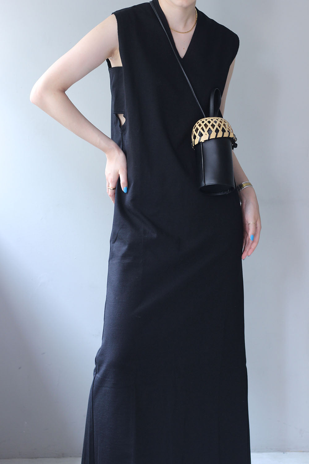 DOMENICO＋SAVIO “I-line tee dress (black)”
