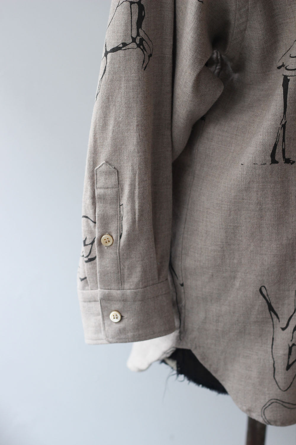 WRYHT "ONE-PIECE COLLAR BLOUSE" (mink)