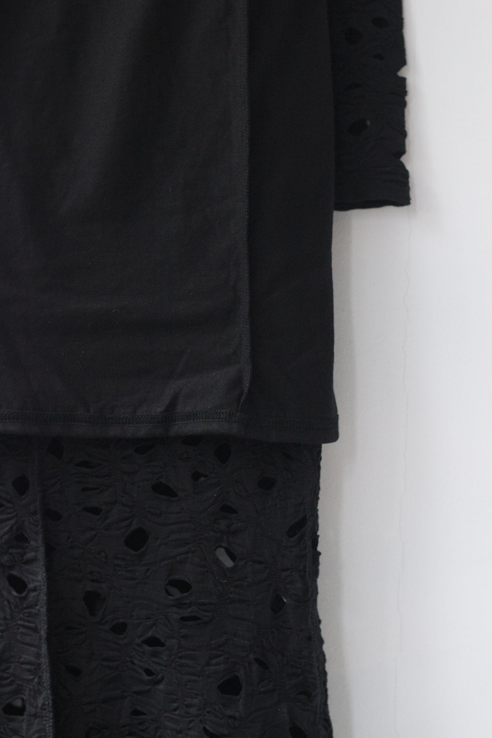 ERiKO KATORi "hole cotton backless dress" (black)