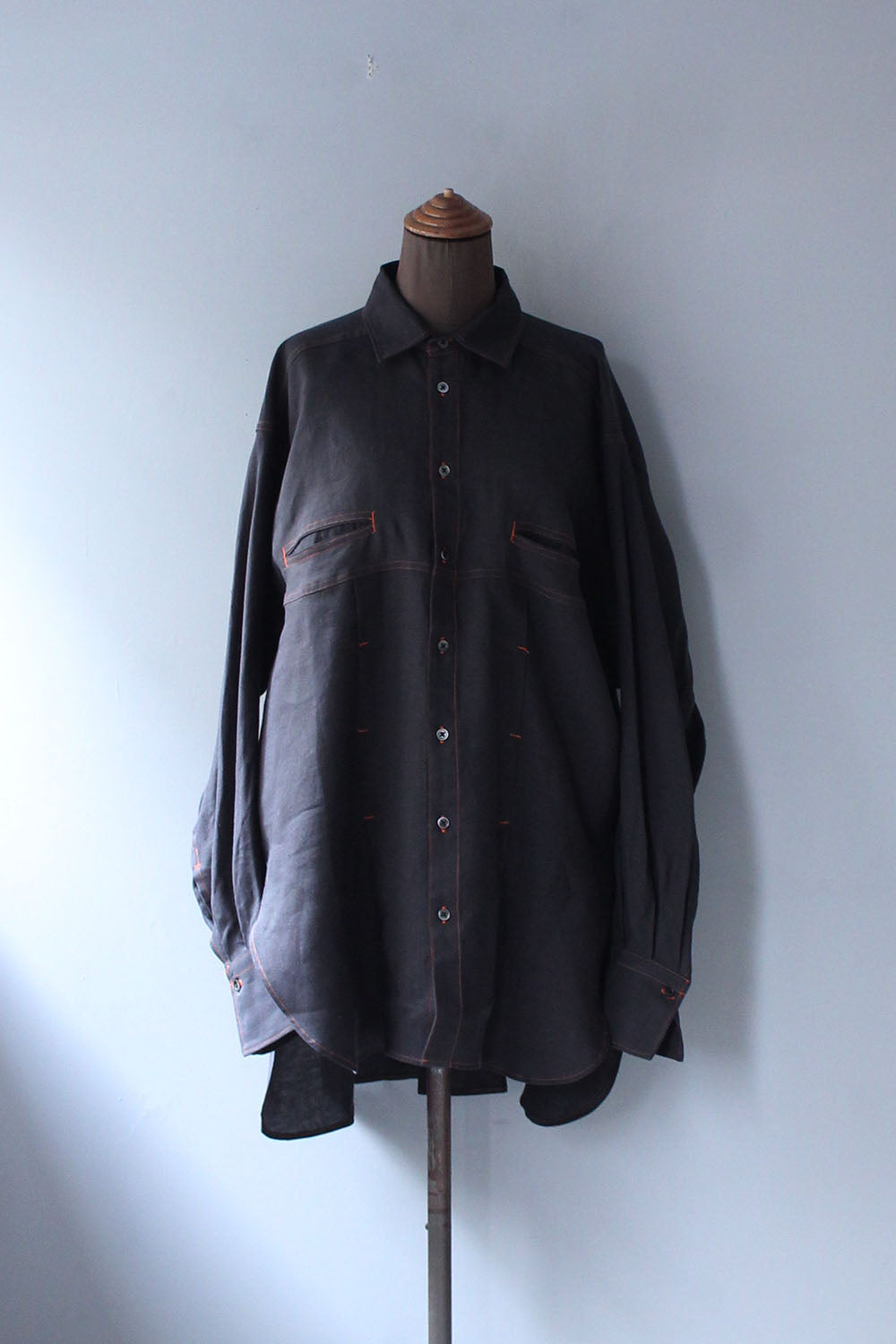JUN MIKAMI “ linen shirt (charcoal) “