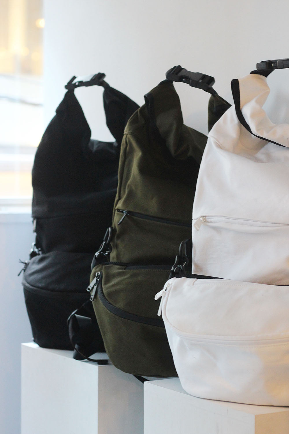 JUN MIKAMI × WILD THINGS "backpack" (black/ forest green/ white )