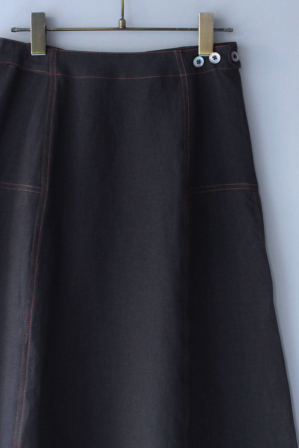 【SALE】JUN MIKAMI “ linen skirt (charcoal) “